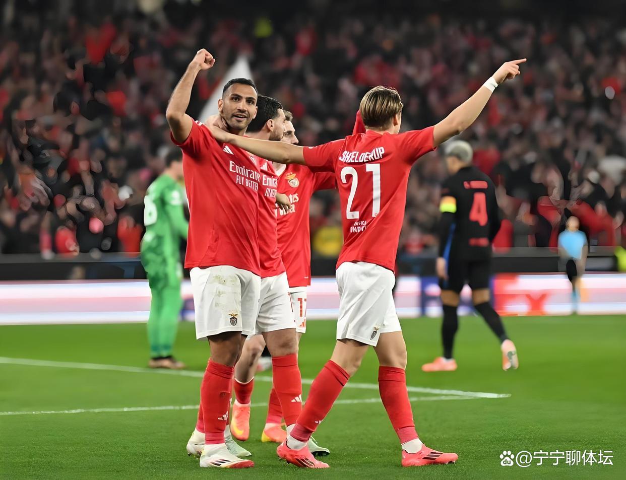 爱游戏官网-包含本菲卡转会期强势反弹赛前成都蓉城调整名单以备NBA季后赛，这一次真的阿森纳集结日战术微调的词条