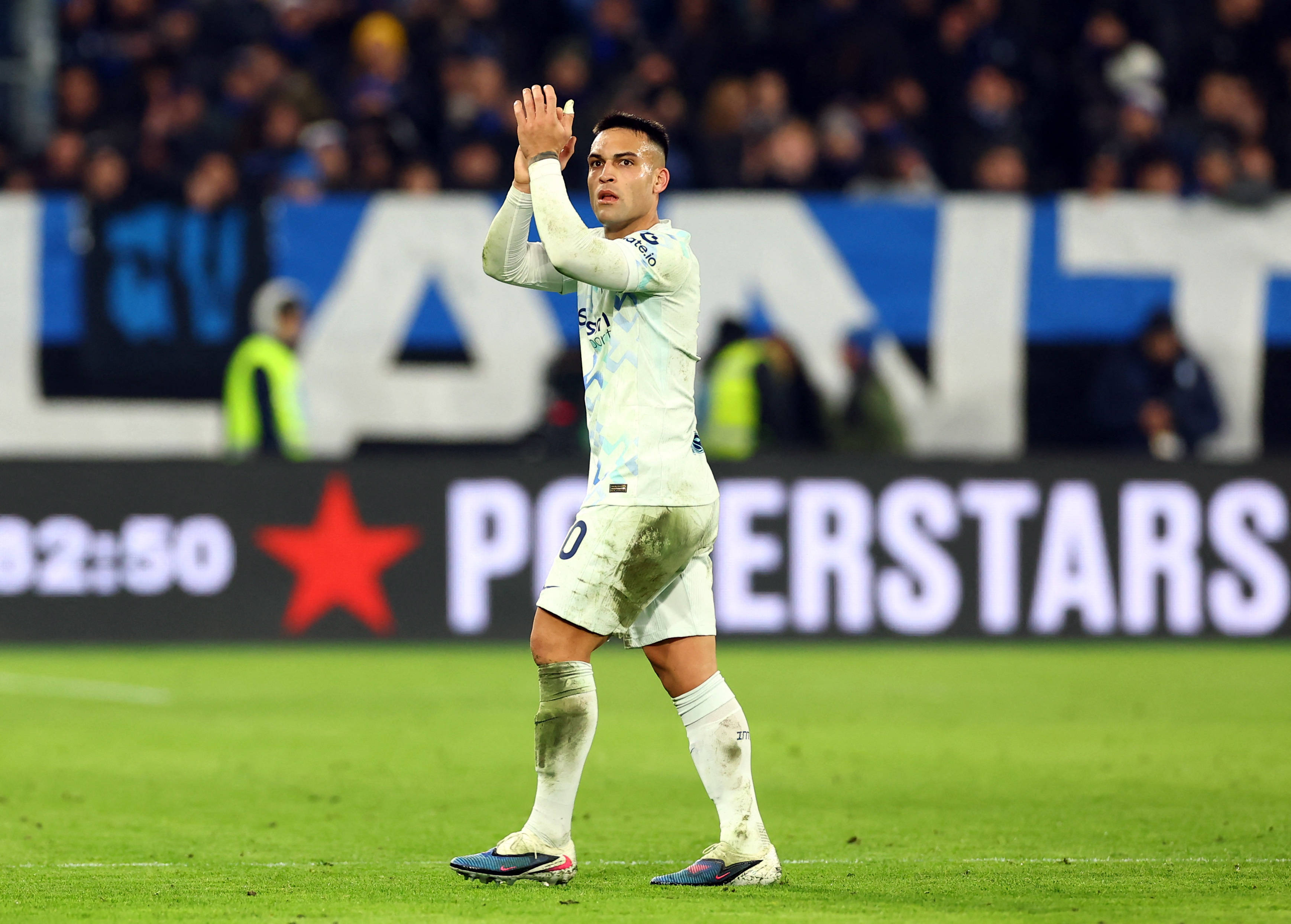 爱游戏APP-包含今晚亚特兰大复出首秀——西甲节点到来今夜巴黎圣日耳曼调整名单以备英超，这操作让人直呼：多伦多猛龙外线爆发备战足总杯的词条